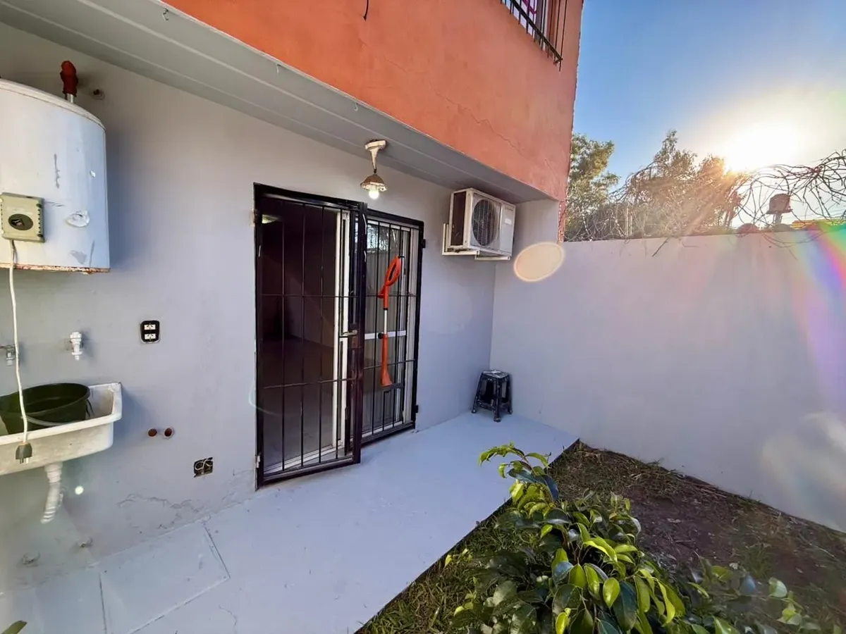 Alquiler Duplex 3 Ambientes Con Patio Y Cochera En Jose C Paz