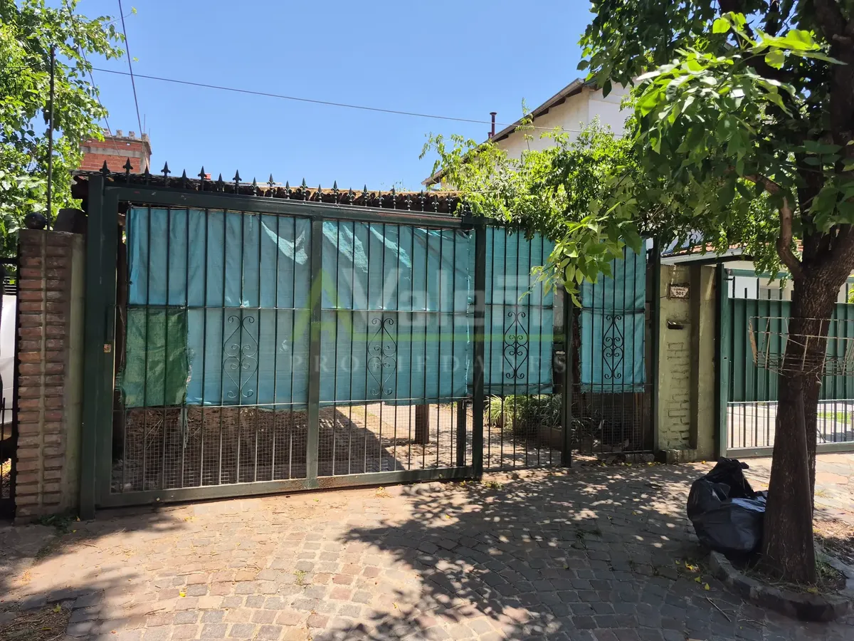Casa En Alquiler En Parque Quirno