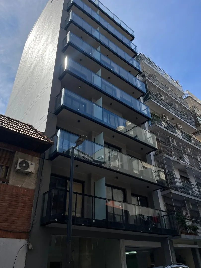 Loft Con Balcón Terraza En Alquiler - Psj. Virasoro -palermo