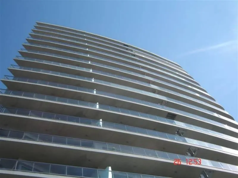 Excelente 4 Ambientes En Alquiler Con Inmejorable Vista Y Ubicación - Edificio Torre Mayor