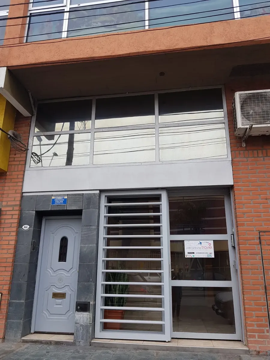 Departamento En Alquiler ..moreno .frente Al Bingo