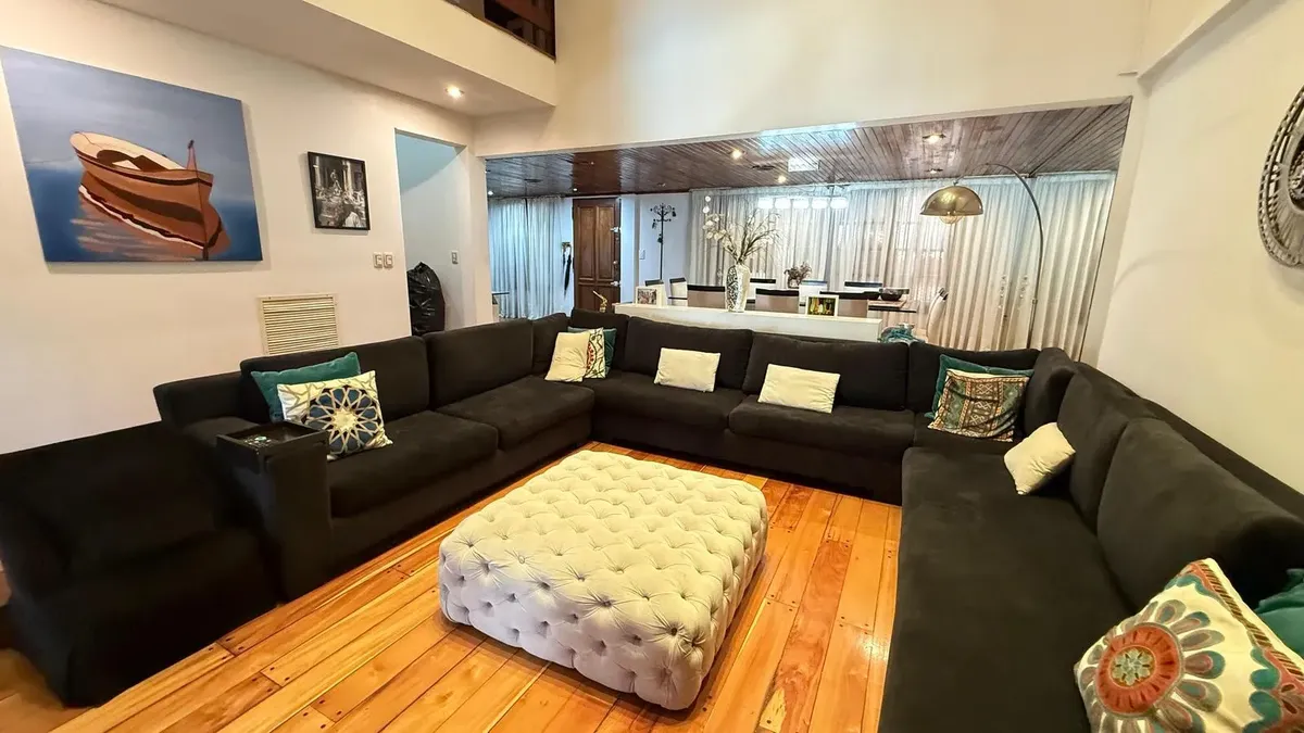 Chalet 7 Ambientes Con Pileta Y Quincho En Villa Pueyrredon