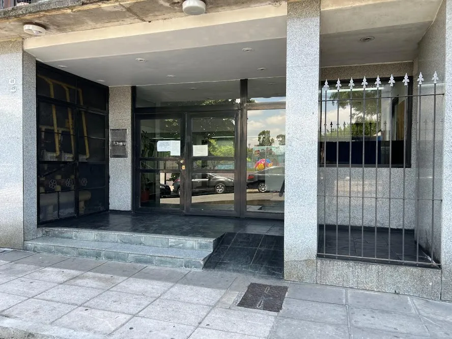 Alquiler Departamento 4 Ambientes - Piso 11 Al Frente/ Vista Abierta Panorámica Y Muy Luminoso/ Caba