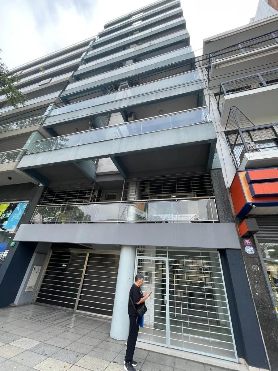 Monoambiente 3° piso con cochera
