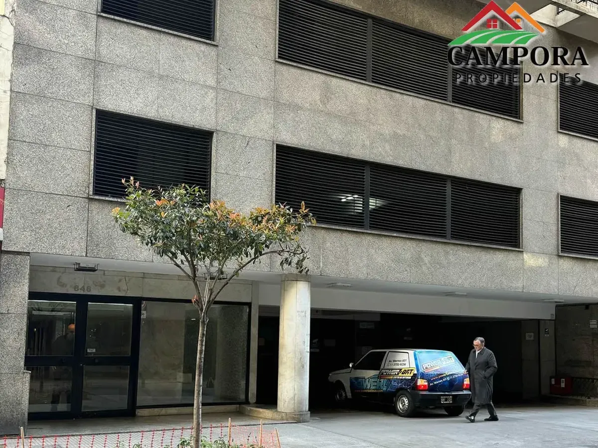 Departamento En Alquiler De Dos Ambientes En Cordoba Y Esmeralda, Retiro Caba