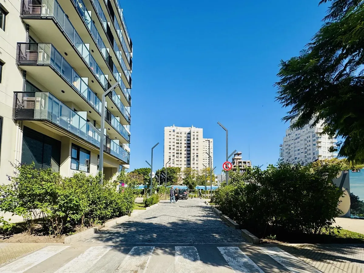 Increible Alquiler Monoambiente/ Super Luminoso/balcon/ Distrito Colegiales/ Full Amenites
