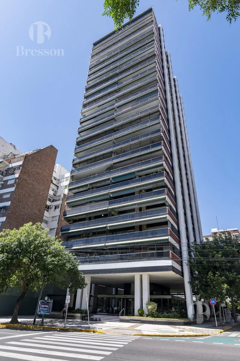 3 dormitorios, balcón aterrazado