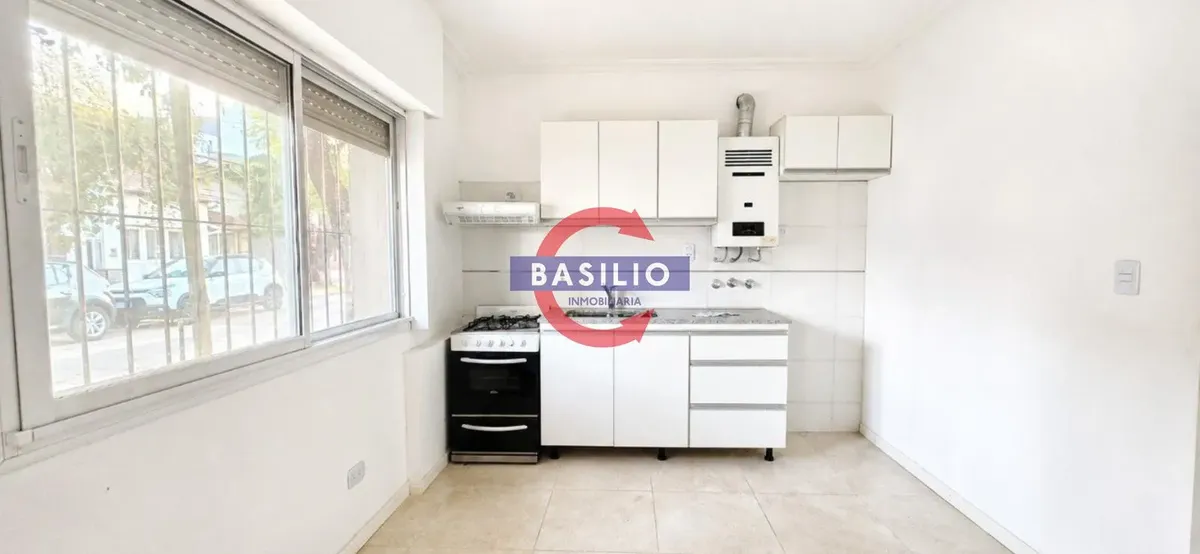 Alquiler Ph 3 Ambientes Con Patio Techado En Carapachay