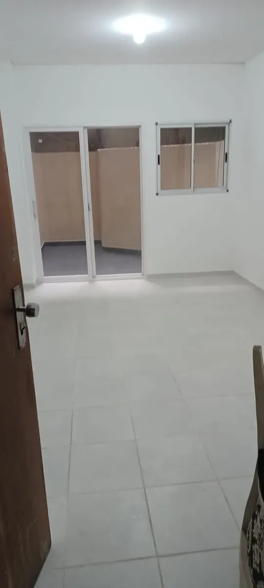 Monoambiente Con Patio Apto Profesional