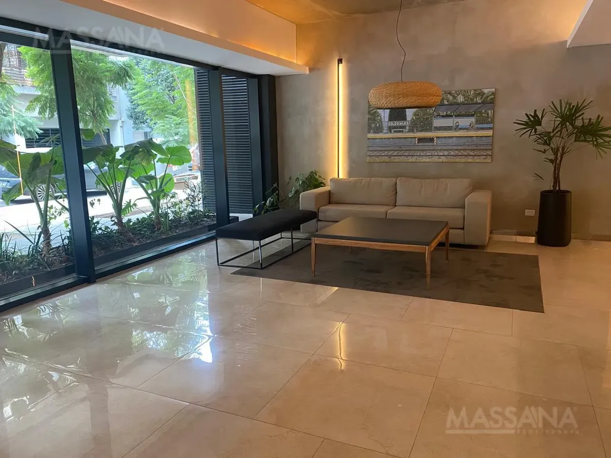 Studio 30 m² com varanda
