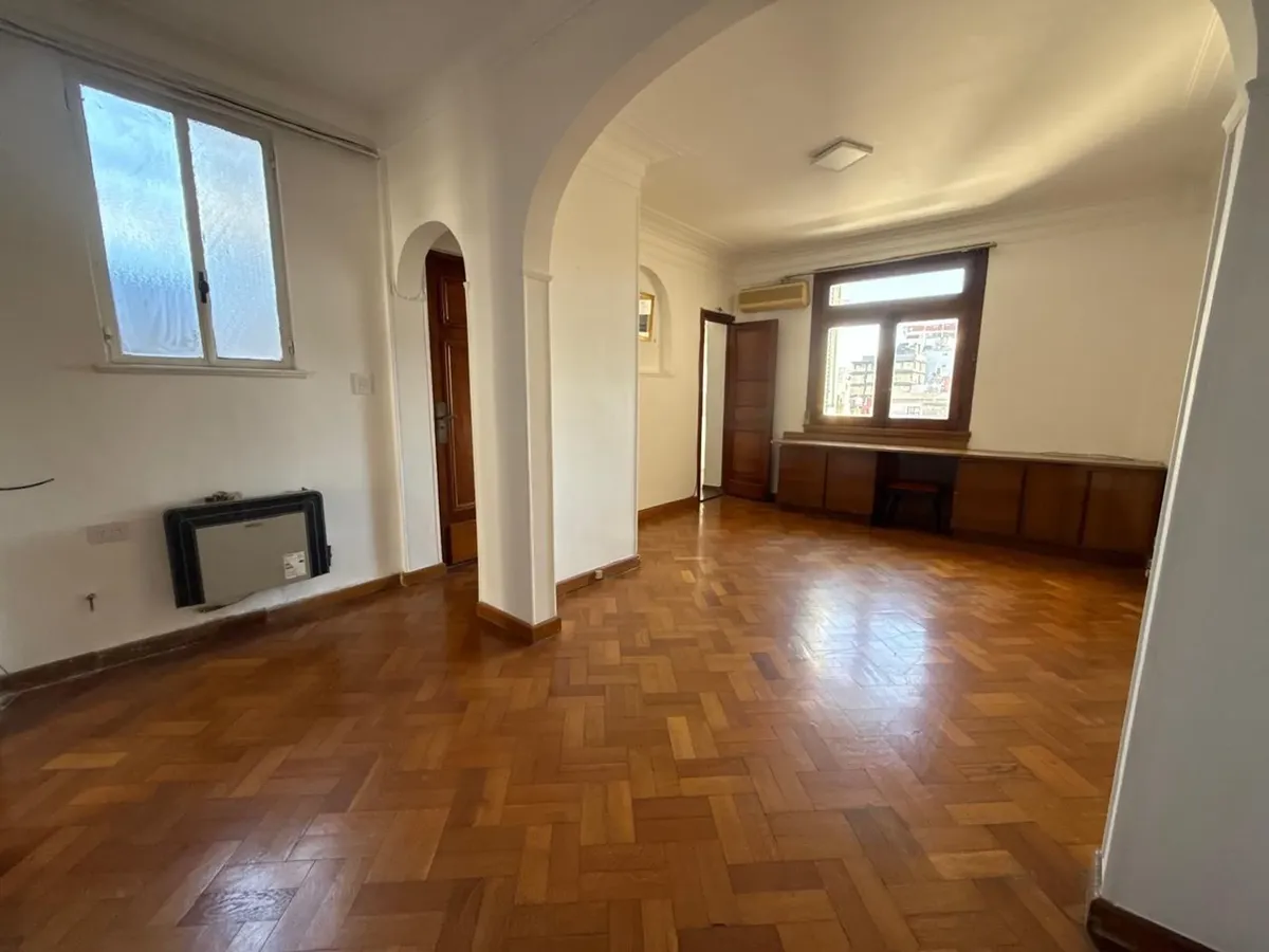 7th floor with street balcony