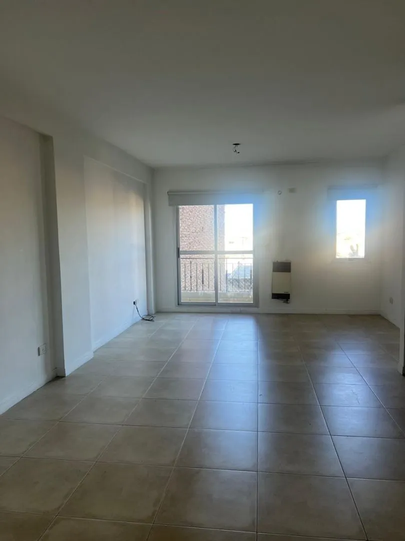 Alquiler De Departamento Monoambiente En Caseros Centro