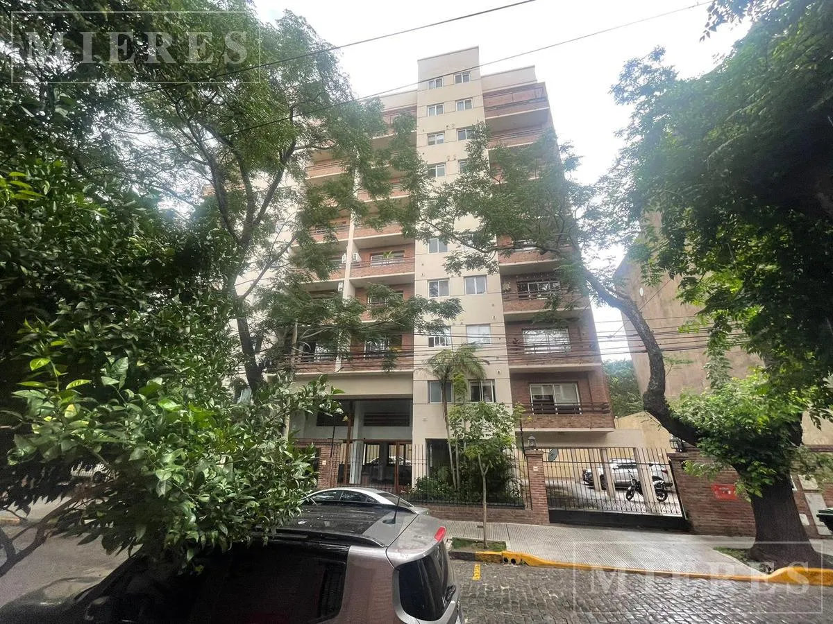 3-room apartment with balcony and 2 parking spots