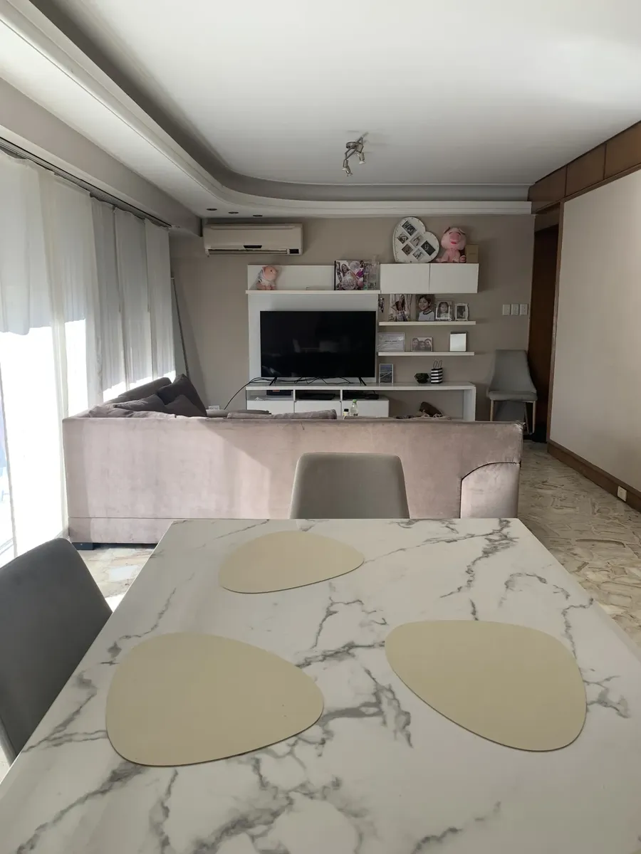 Alquiler O Venta ! Excelente Piso De Gran Comodidad, Muy Amplio Y Luminoso .a Metros De Metrobús De Av Juan B Justo Y De Av San Martín