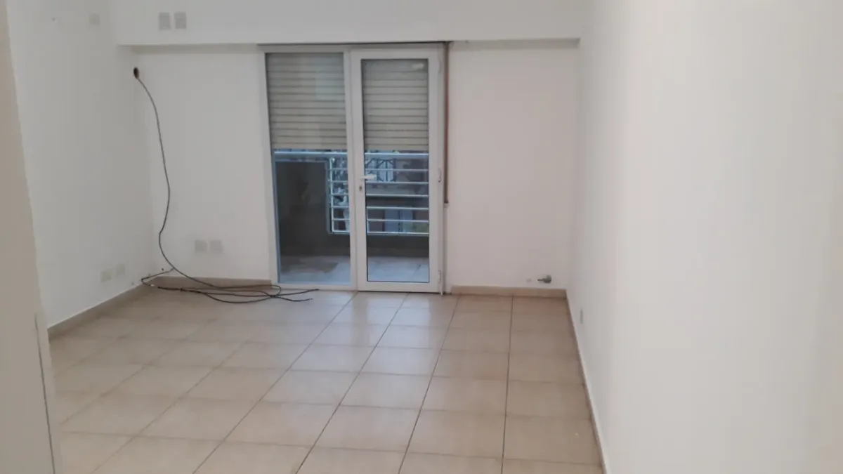 Alquiler Departamento Belén De Escobar Con Cochera
