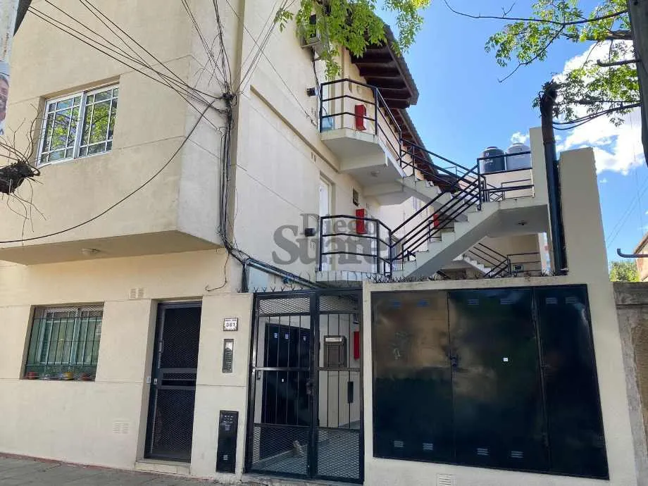 Monoambiente En Alquiler En Moron Centro