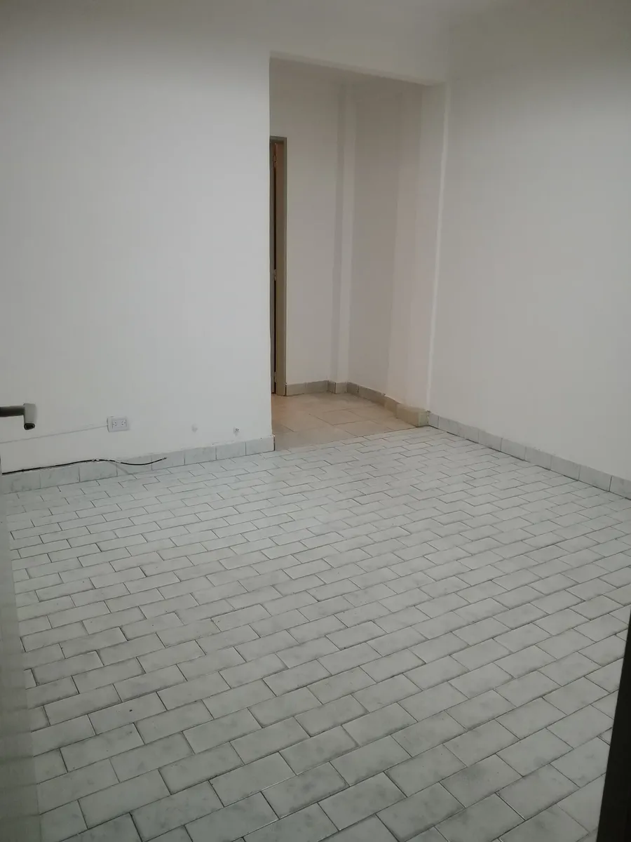 Monti De Alquiler $550.00 + Un Mes De Depósito Equivalente Al Alquiler, O Sea, $550.000, Una Garantía De Una Propiedad O Seguro De Caución Y La Certificación De Firmas Para El Contrato