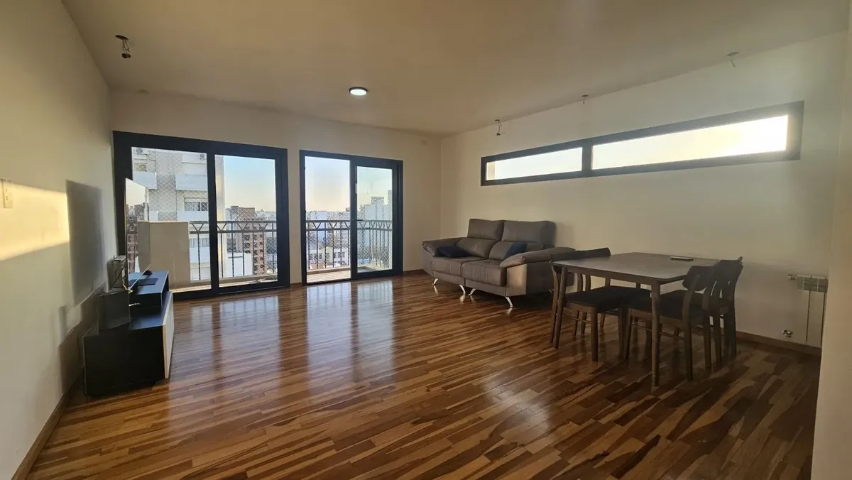 Venta Y Alquiler De Departamento 3 Dormitorios, La Plata