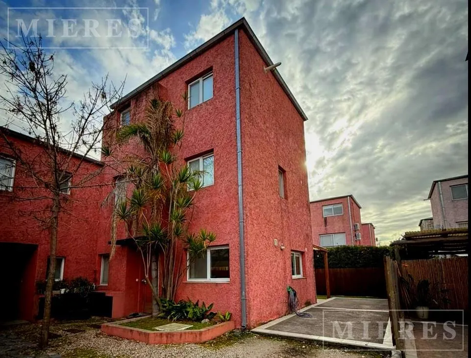Muy Linda Casa En Alquiler En La Alameda, San Isidro