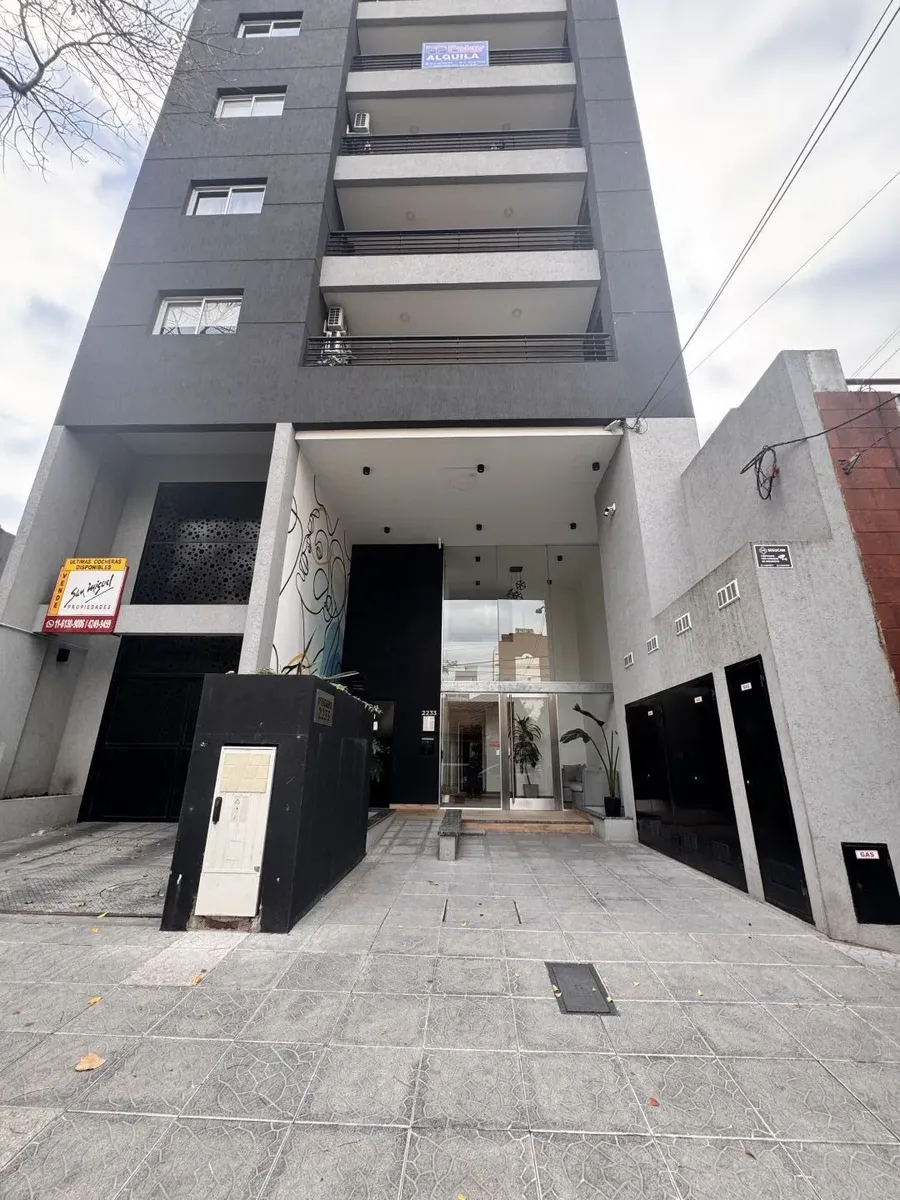 Imóvel: Kitnet, Lanús