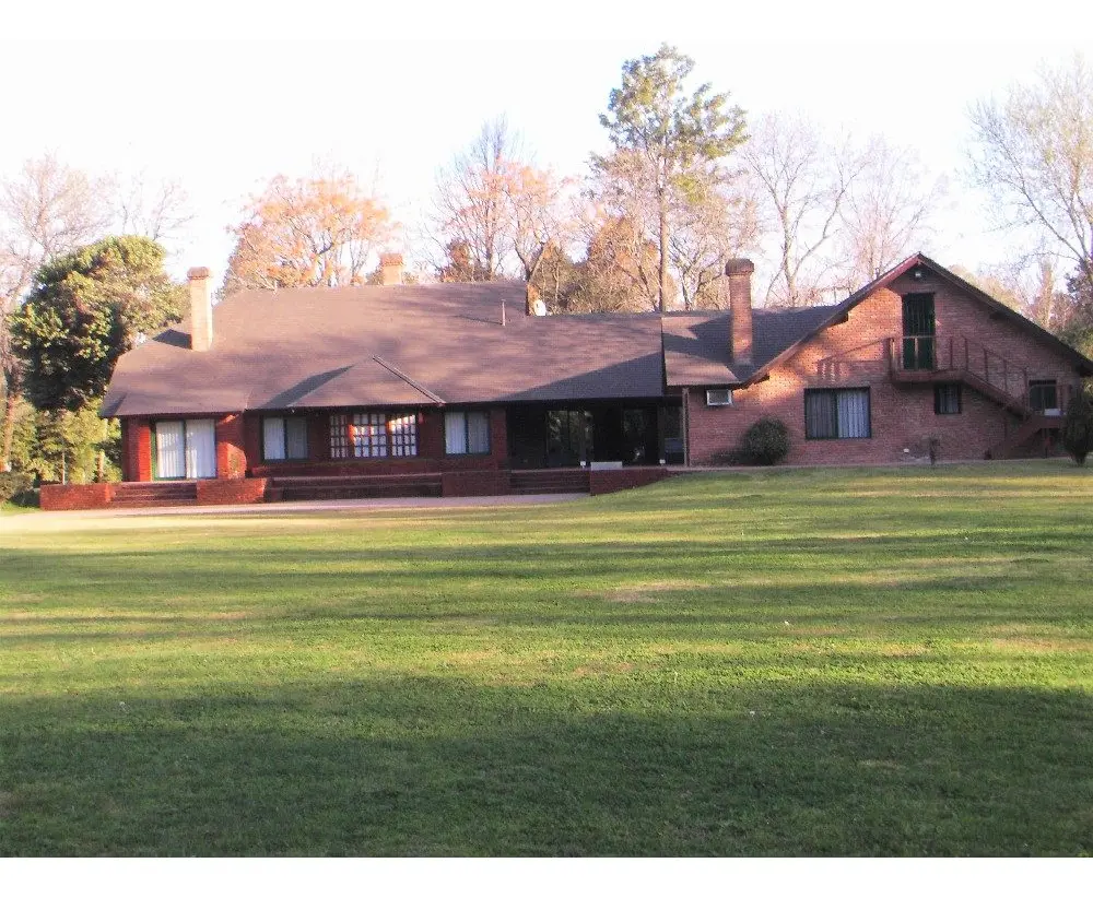 Quinta with pool and grill