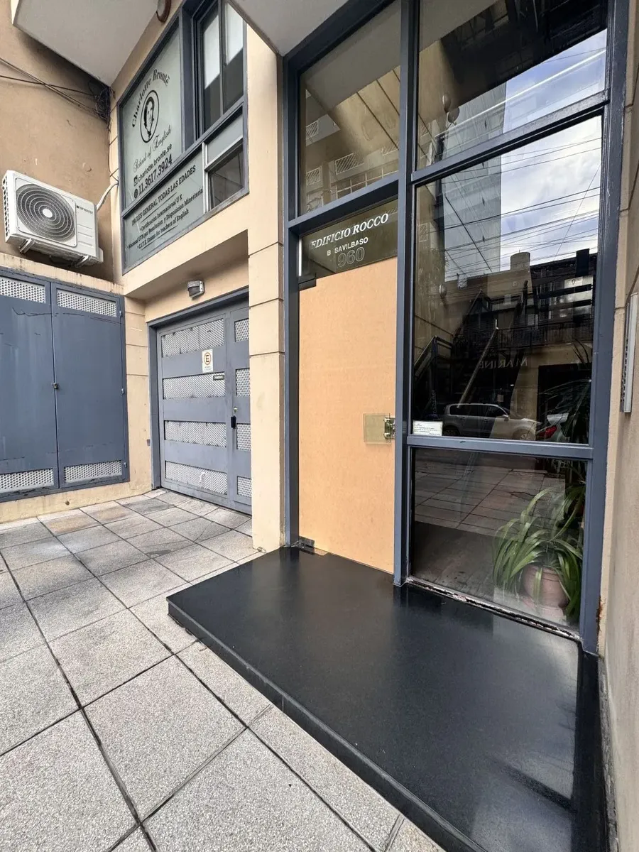 Depto Tipo Loft De 2 Amb C/ Balcón Y Cochera En Pleno Lanus Este