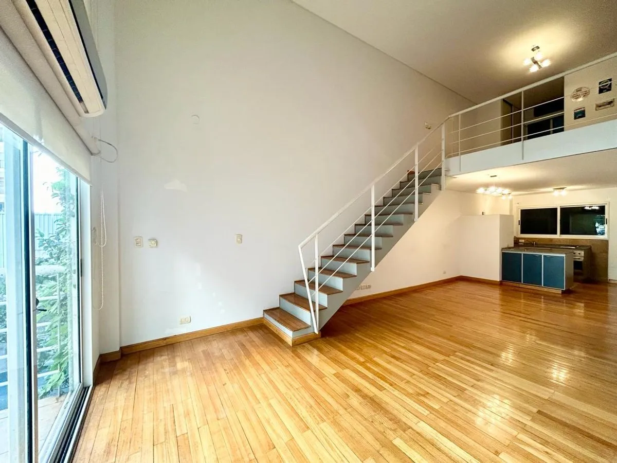 Double-height duplex in Las Cañitas