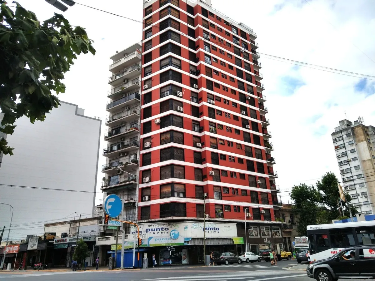 Departamento 3 Amb. Centro De Avellaneda