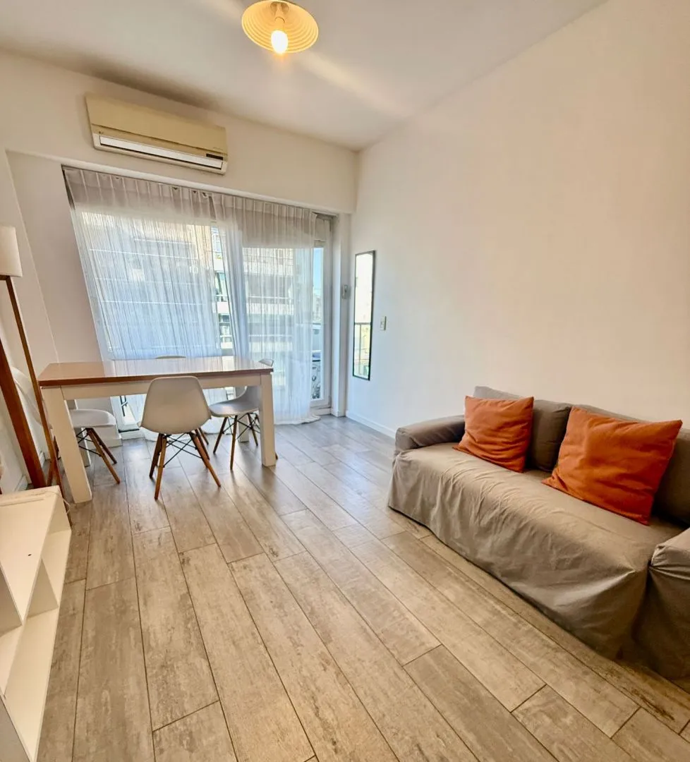 Departamento Monoambiente Con Balcón - Recoleta