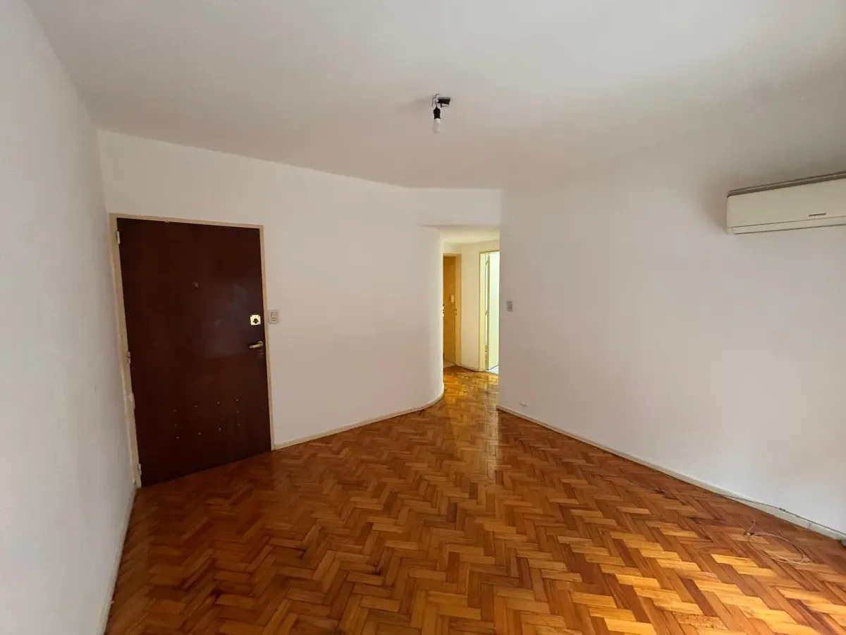 Alquiler 2 Ambientes Con Balcon En Belgrano R