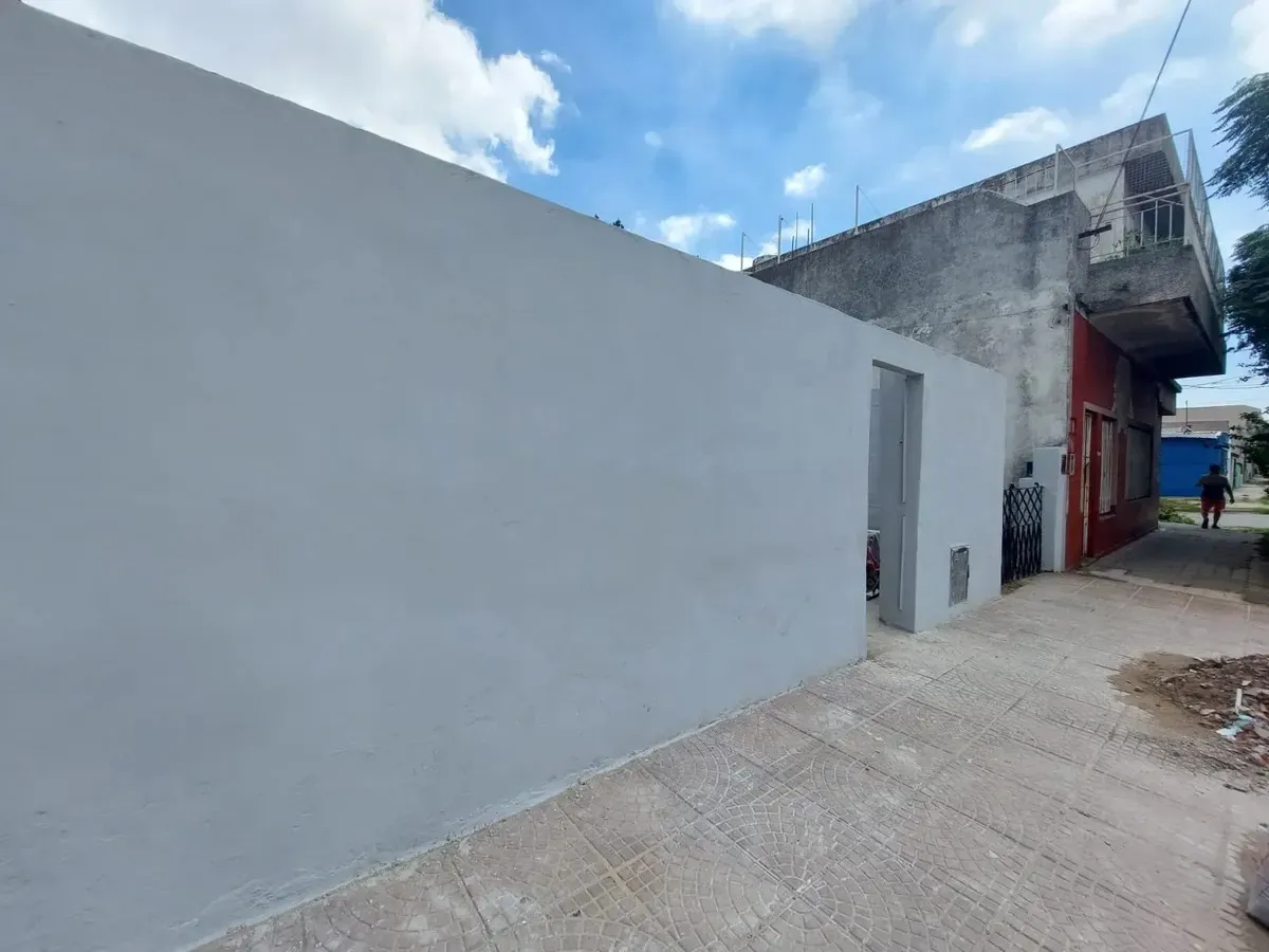 Departamento Tipo Casa De 2 Ambientes Con Patio Sin Expensas En Alquiler En Wilde