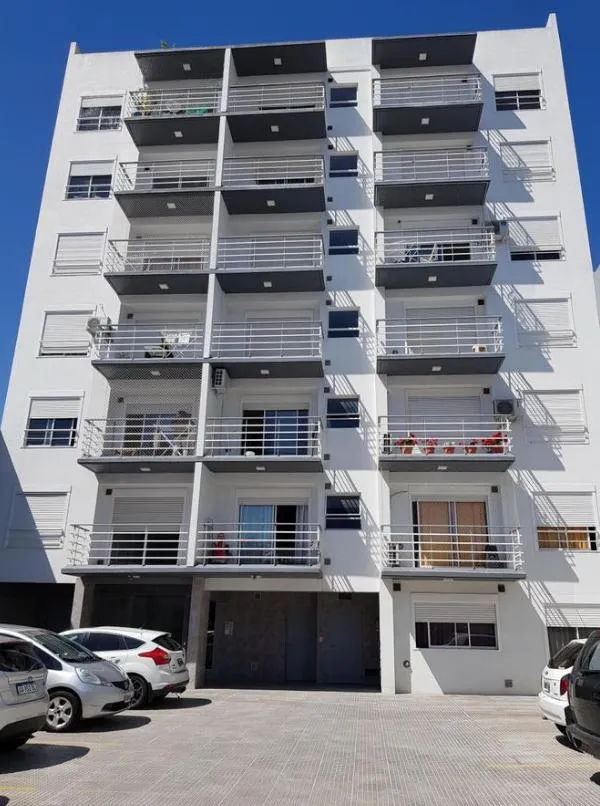 Alquiler Departamento 2 Ambientes Con Cochera