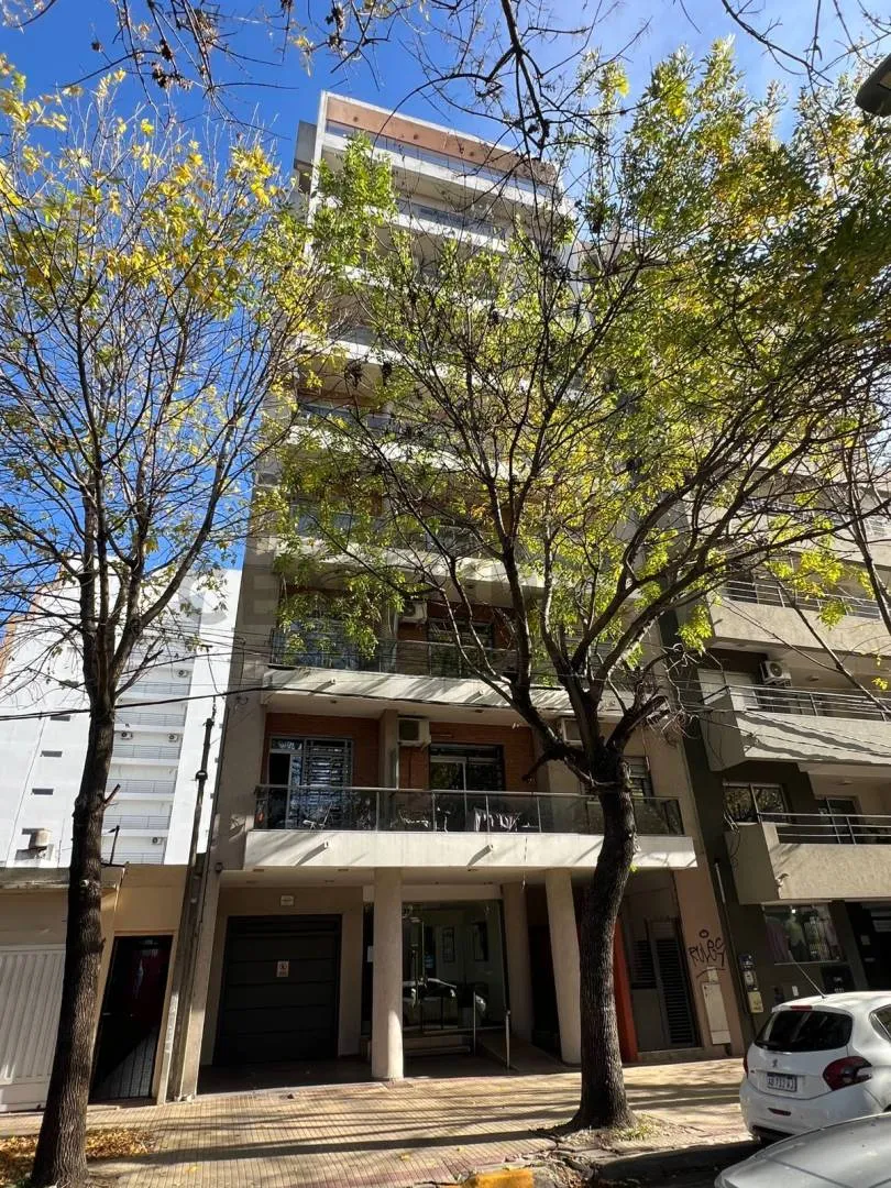 Departamento Amoblado En Alquiler, Un Dormitorio, 18 Entre 57 Y 58, La Plata