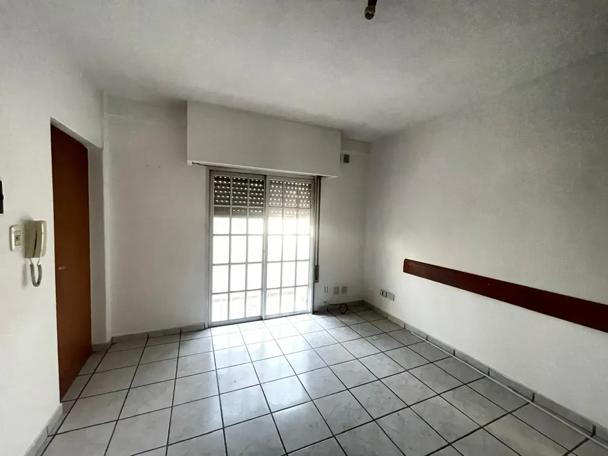 Imóvel: 2 quartos, Quilmes