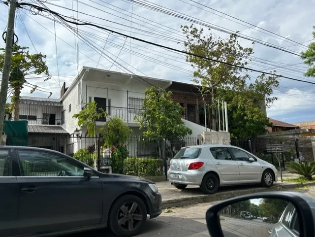 Departamento 1 Ambiente Y Medio. Quintana N° 4479, Virreyes