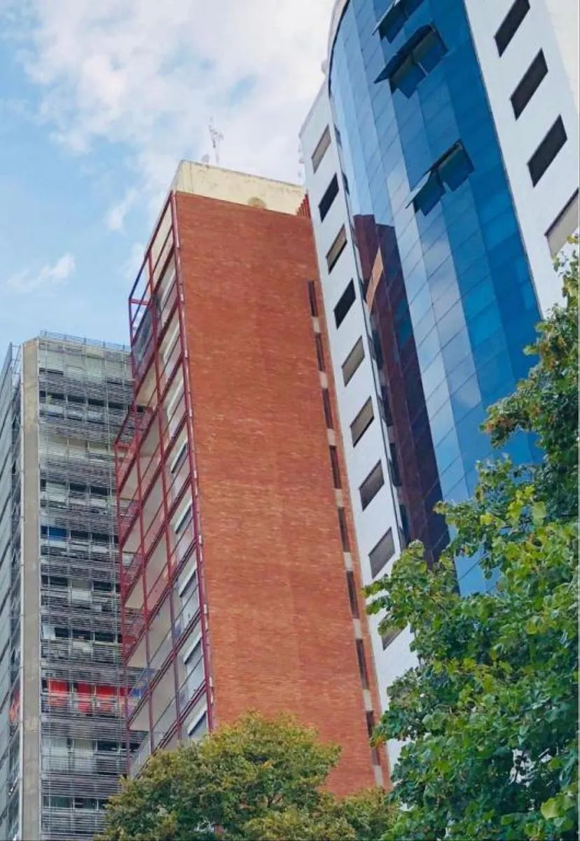 Departamento De 1 Dormitorio En Alquiler En Plaza Moreno