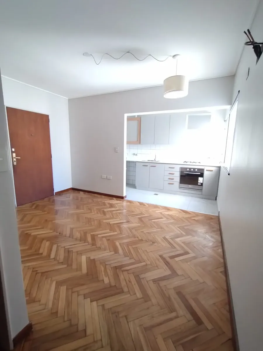 2-room renovated apartment in Palermo