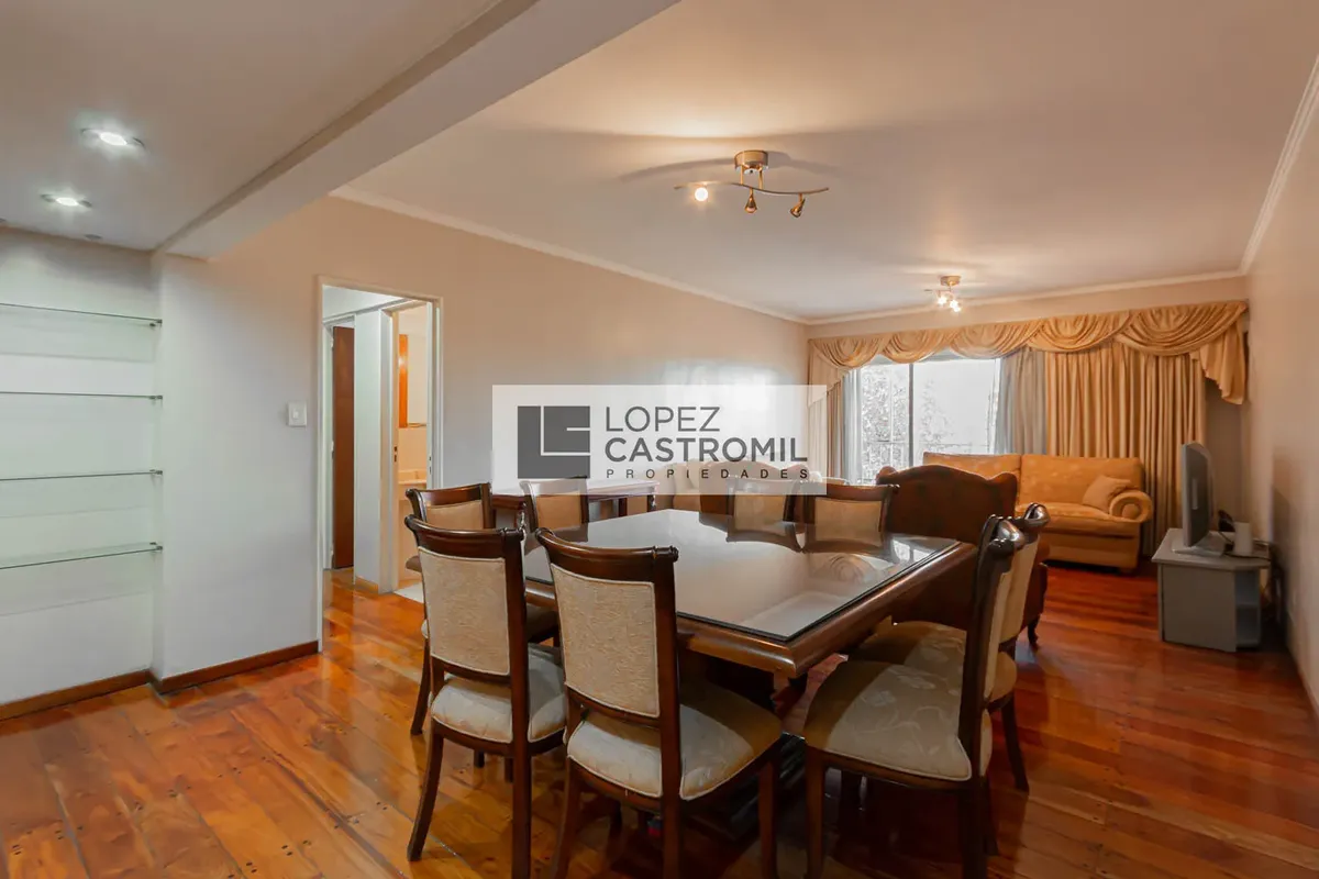 Furnished 4-room apartment with parking