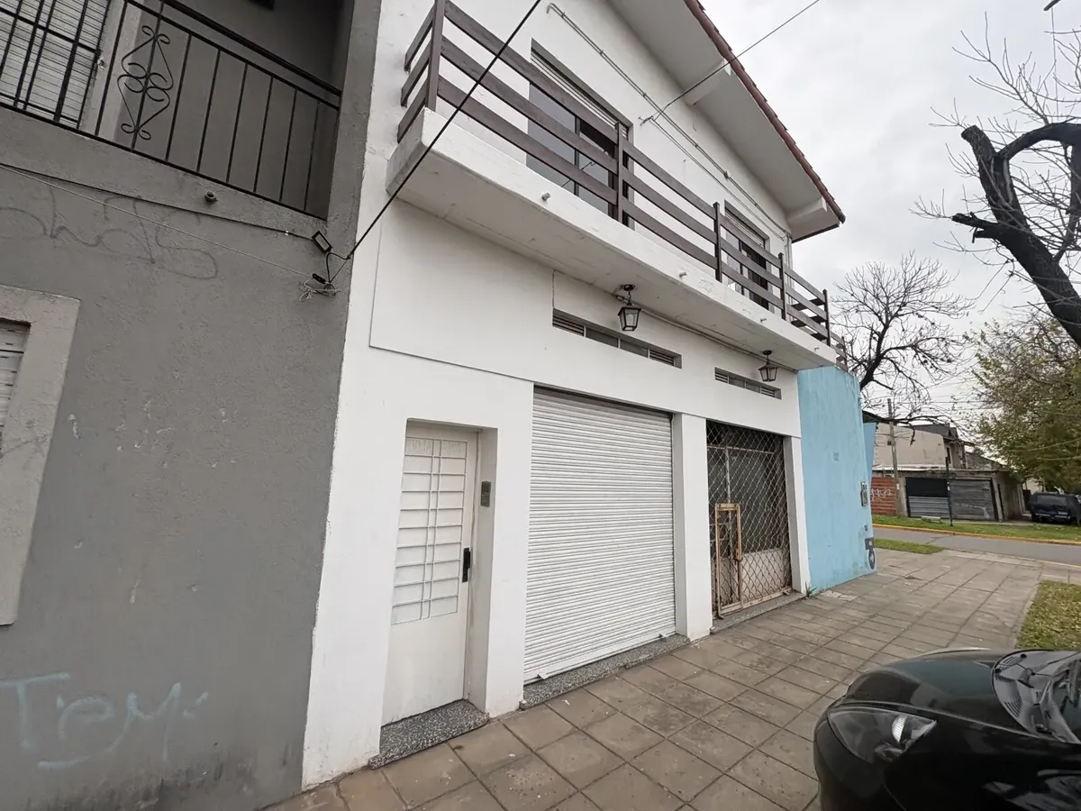 Dpto 2 Ambientes Con Cochera Y Terraza - Merlo Centro - Bs. As
