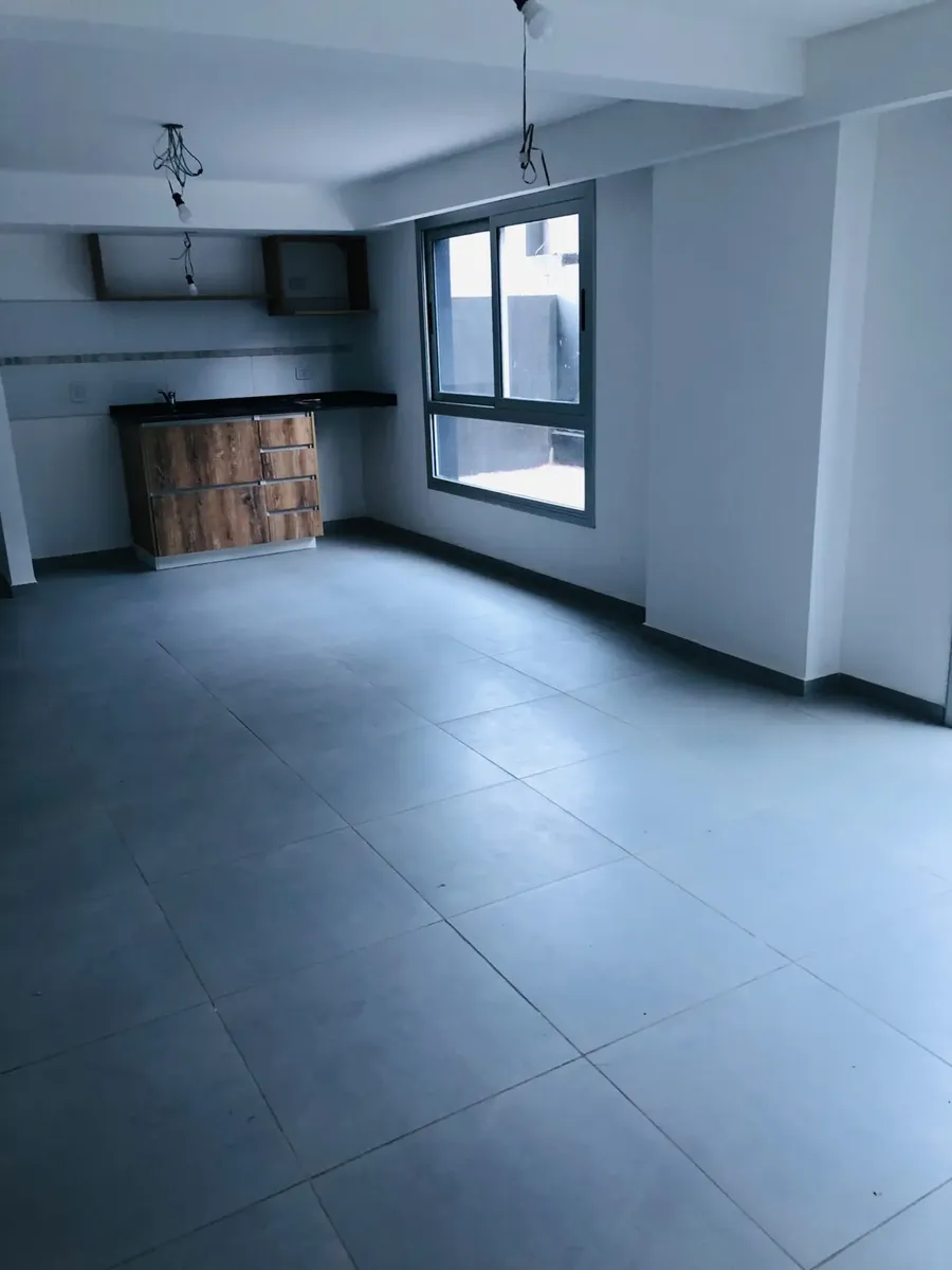 Estúdio 35 m² com pátio