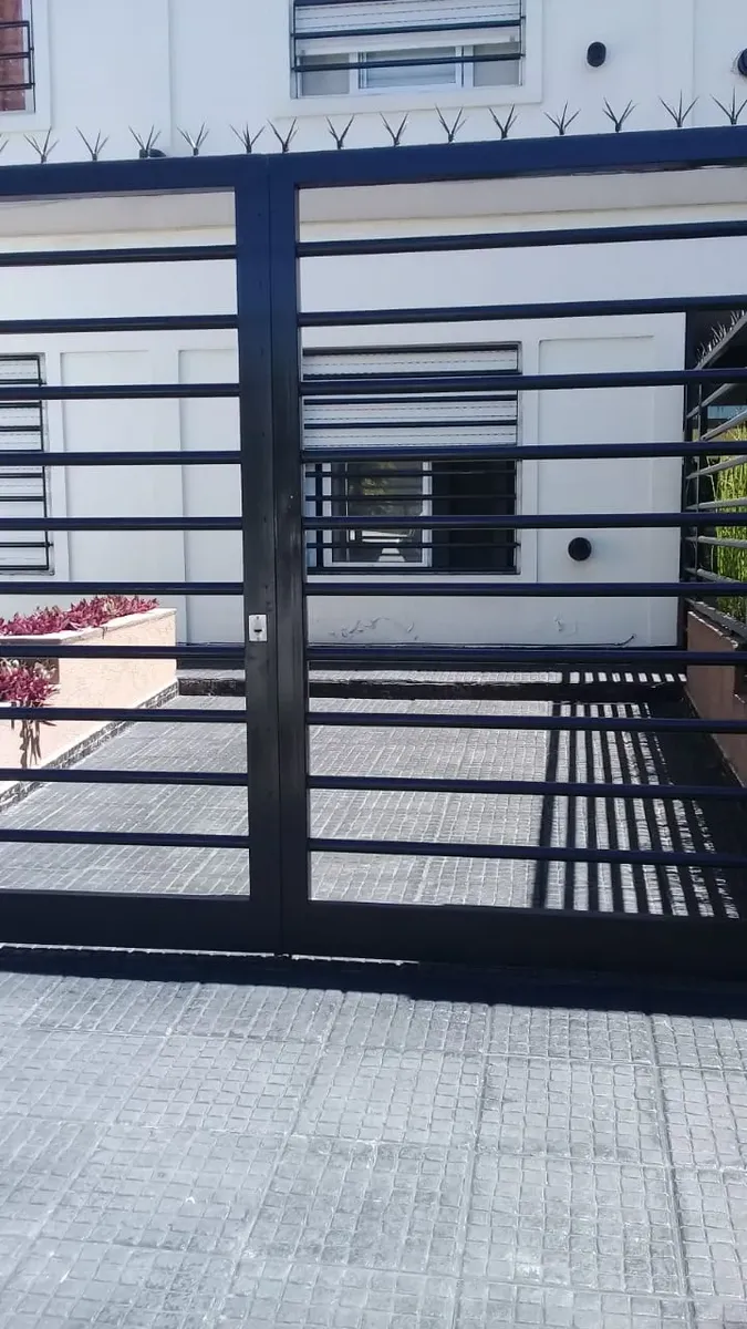 Departamento 2 Ambientes C/cochera, Haedo Sur