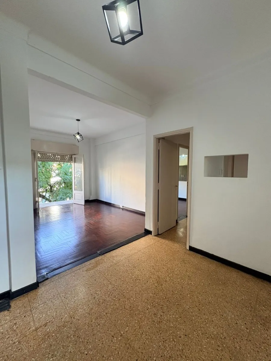 3rd floor with terrace