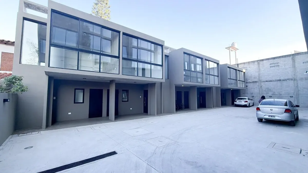 Duplex En Alquiler A Estrenar 3 Ambientes Jose C. Paz