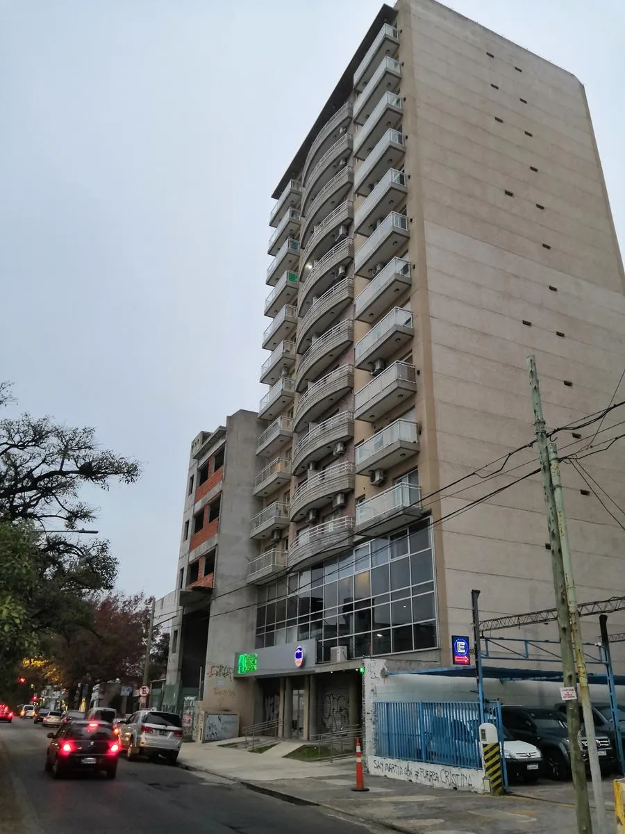 Departamento 1 Ambiente Con Cocina Separada En Alquiler En San Martin Centro - Acepta Finaer