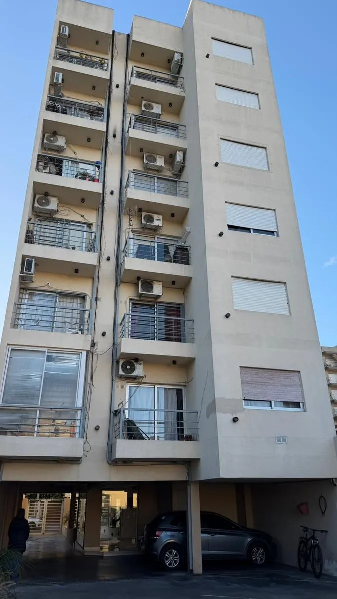 Departamento En Moron Sur