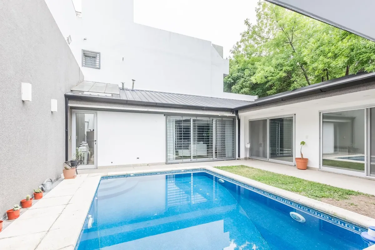 Casa com piscina aquecida