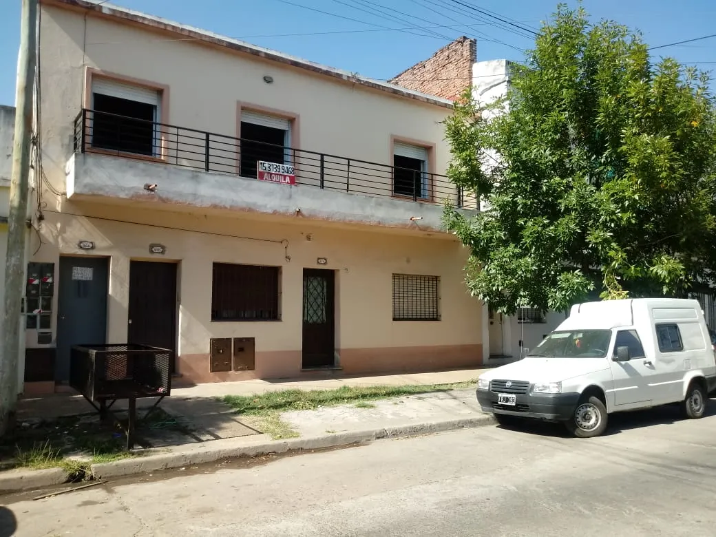 Departamento En Alquiler Ph Con Patio Y Lavadero