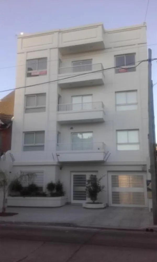 Moreno 2600- Alquiler Semipiso Lomas Del Mirador