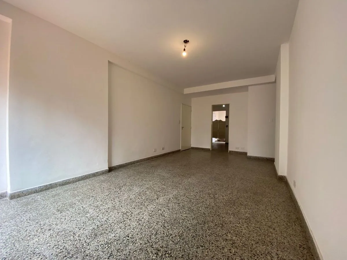 Depto Alquiler 3 Ambientes Con Patio Lomas