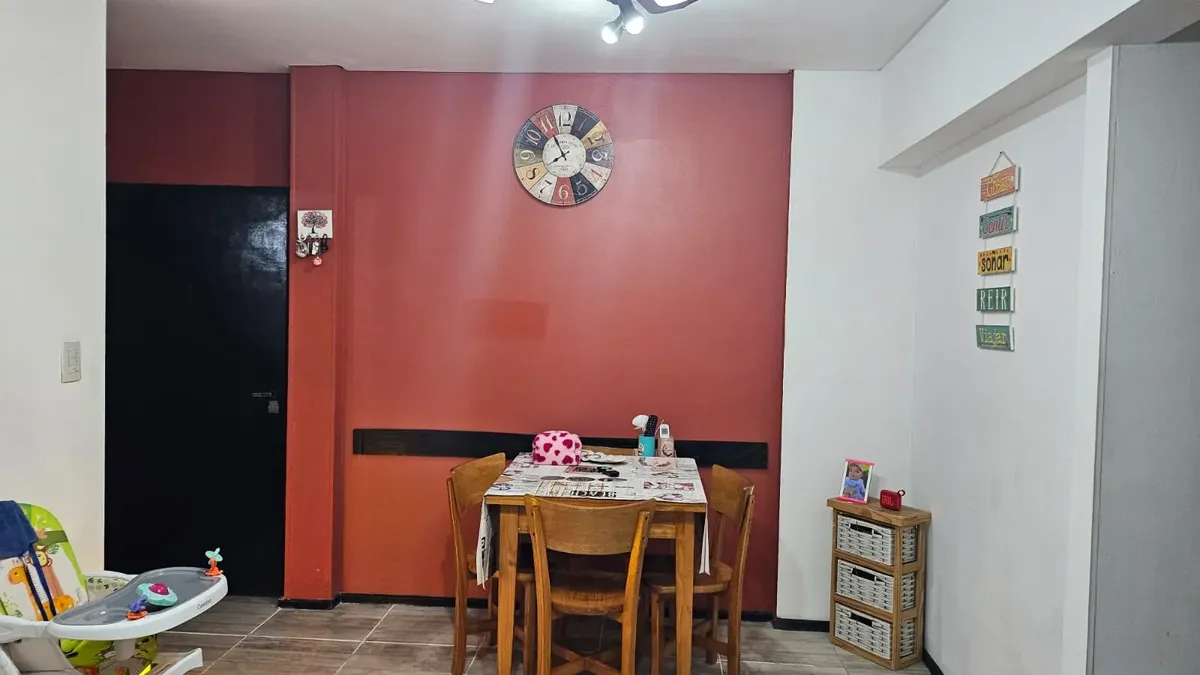 3-room front-facing, 3rd floor
